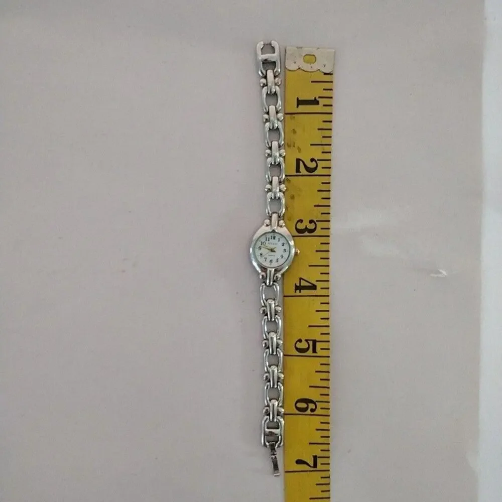 Decade Womens Watch Silver Tone White Dial Bracelet Quartz Dress Needs Battery